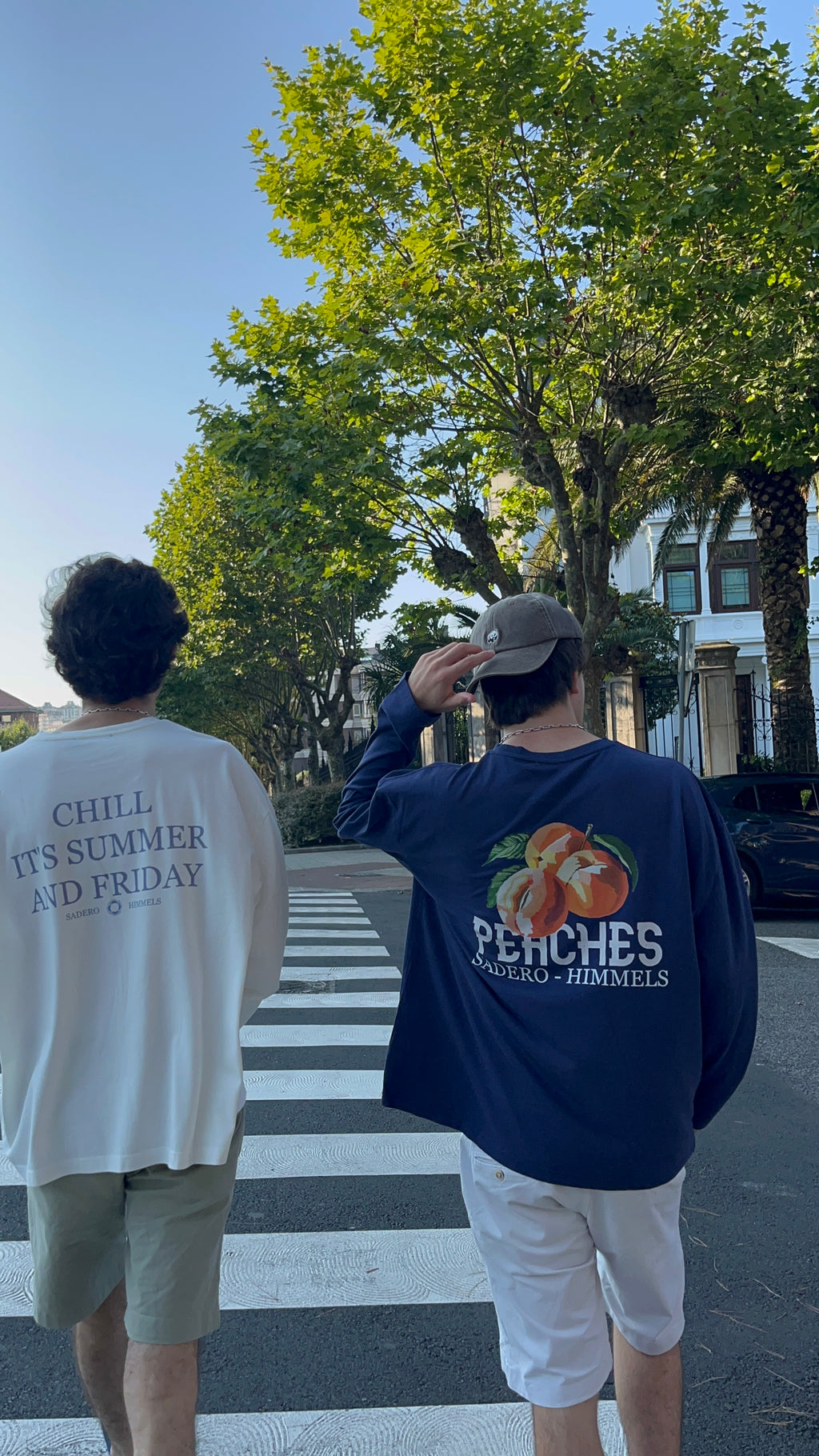 PEACHES NAVY BLUE LONGSLEEVE