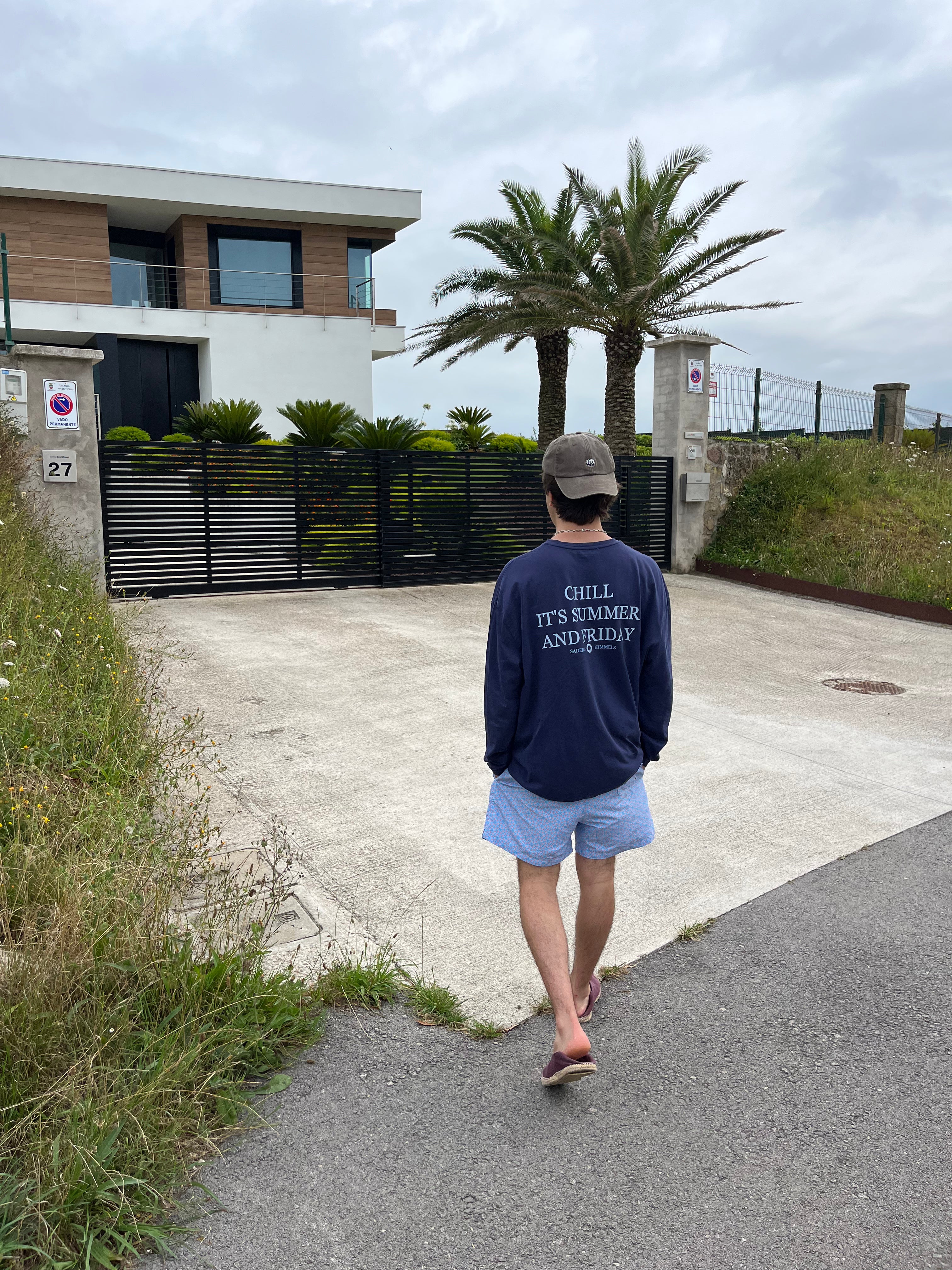 SUMMER FRIDAYS NAVY BLUE LONGSLEEVE