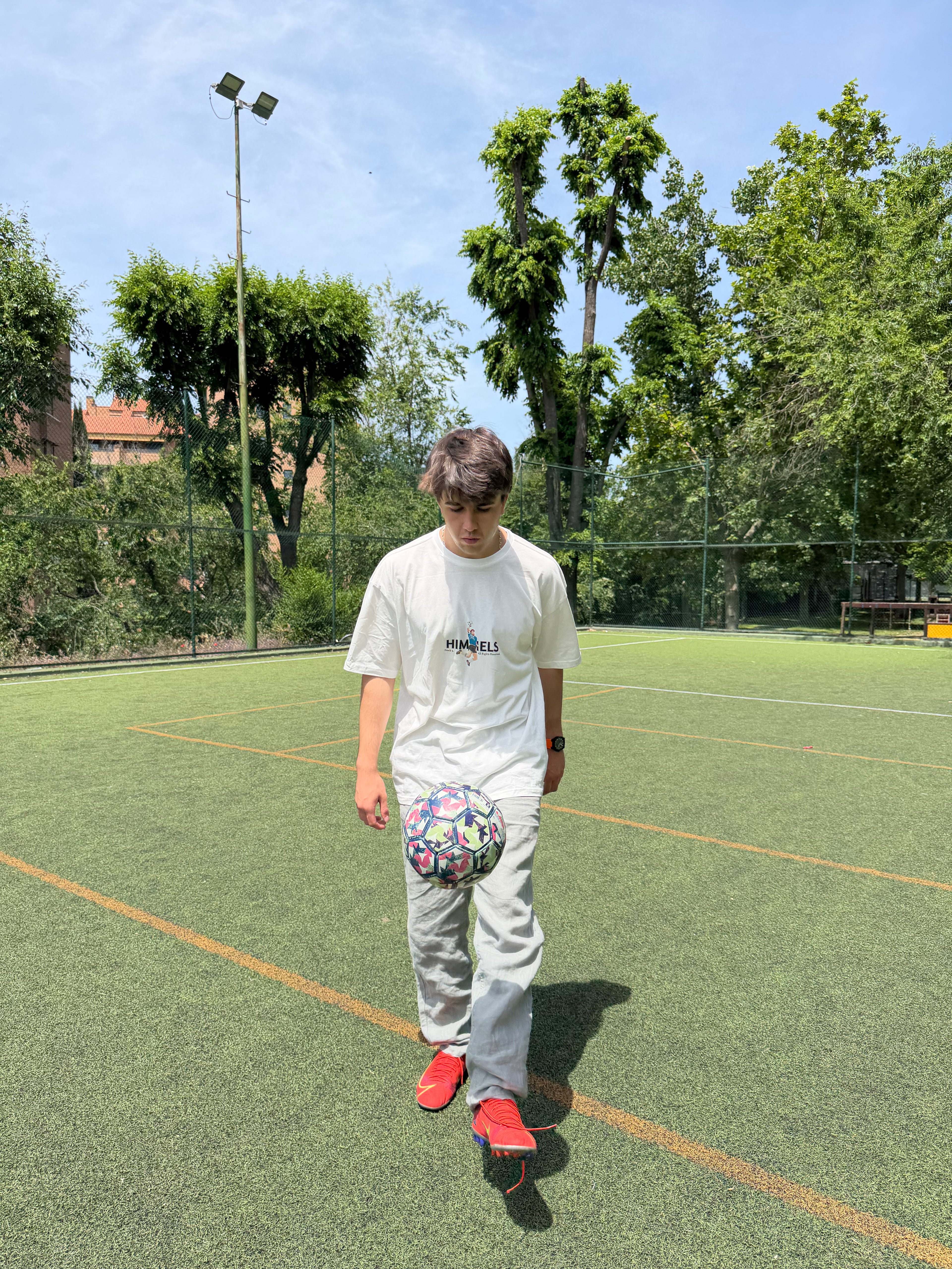 T-SHIRT FOOTY SHOWDOWN WHITE