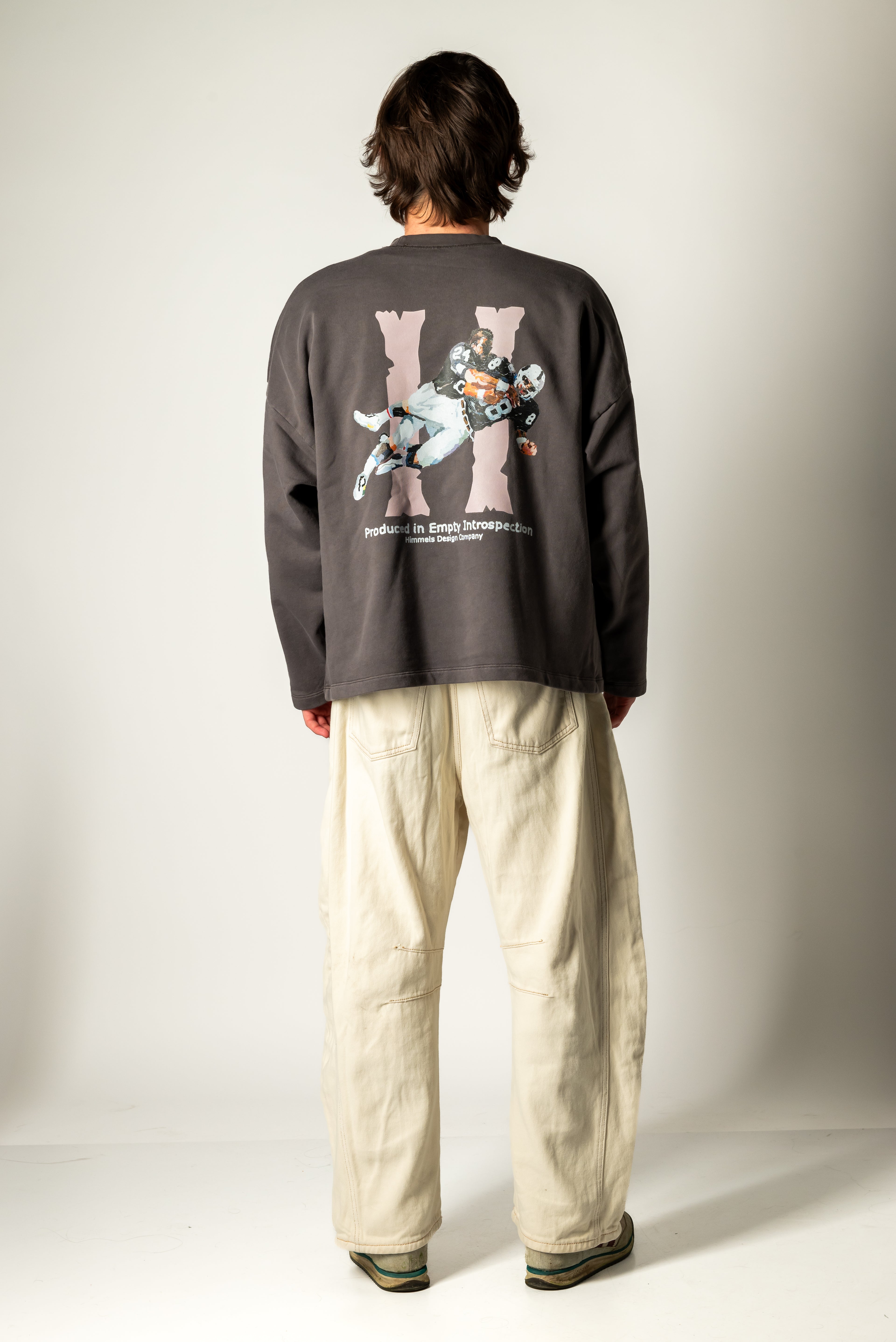BROKEN BONES CHARCOAL CREWNECK